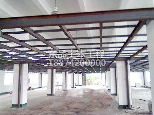 鋼結(jié)構(gòu)閣樓